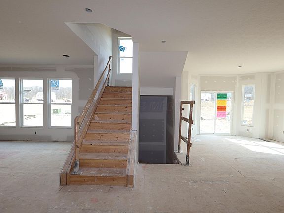 2nd image of 8624 Martin Ln