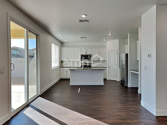 5th image of 17119 W Townley Ave