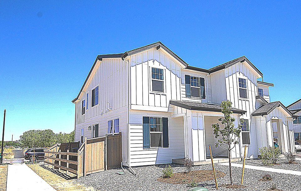 1st image of 280 Nighthawk St