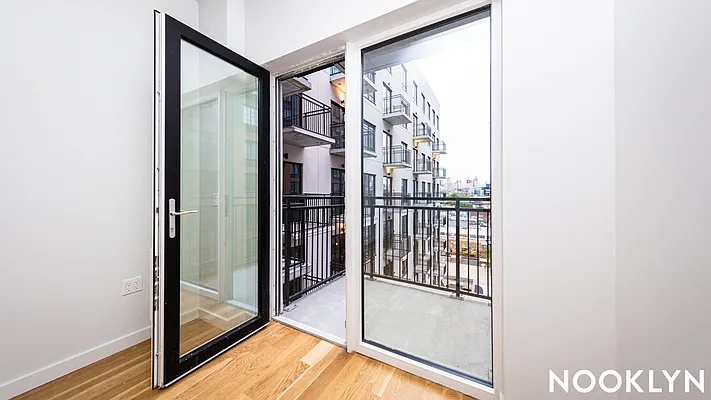 Rented by Nooklyn NYC LLC | media 90