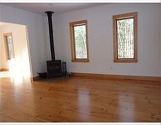 4th image of 32 Laurel Hill Dr