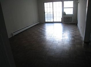 23-34 30th Dr #3, Astoria, NY 11102