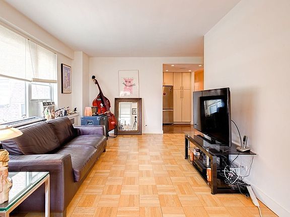 3rd image of 455 Fdr Dr APT 1604