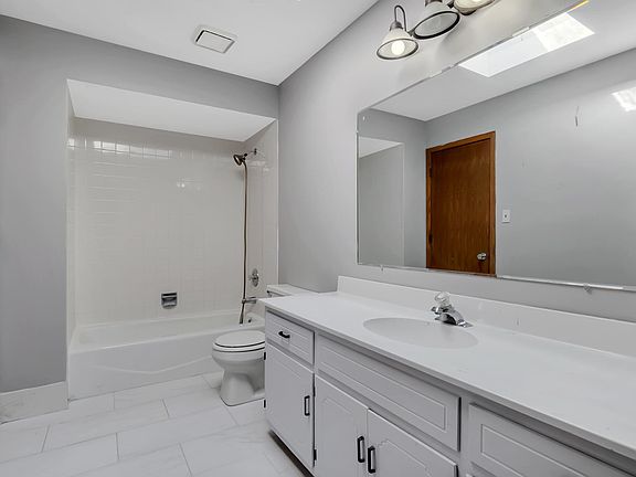 2nd image of 8530 Cherry Creek Ave