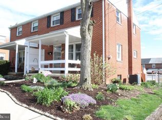 423 Winthrop Dr, Lancaster, PA 17603