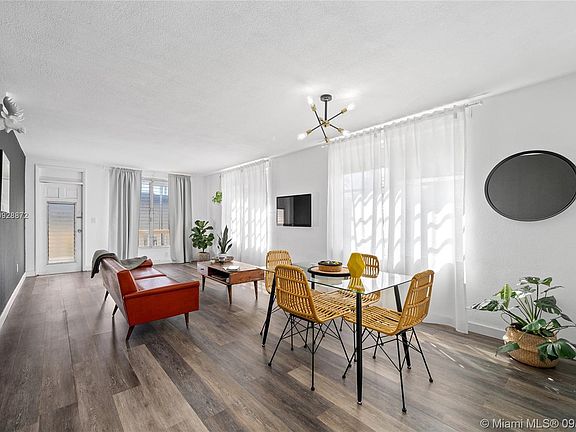 5th image of 1150 Euclid Ave APT 201