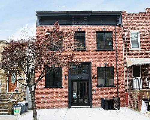 Rented by NY Space Finders Inc. | media 1