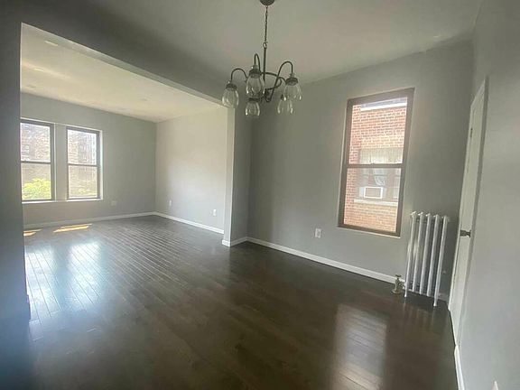 3rd image of 236 Underhill Ave #3