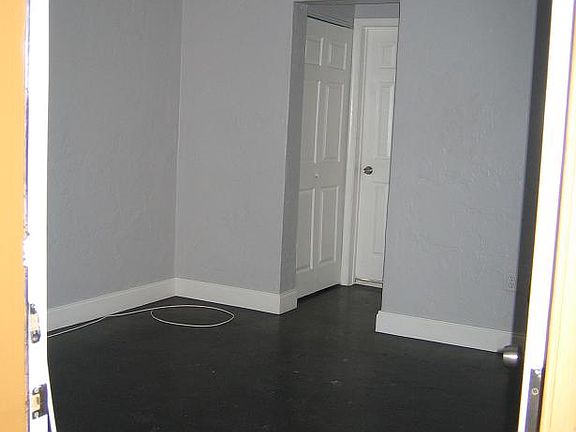 4th image of 1520 NW 61st St APT 11