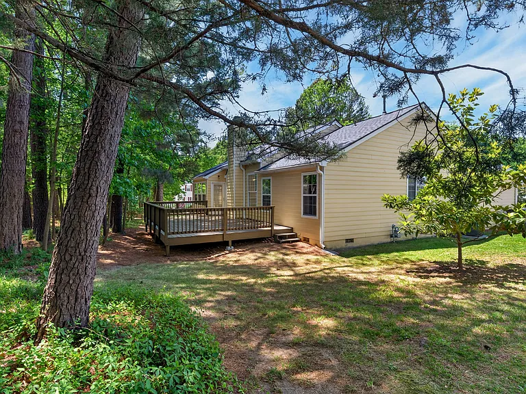 6804 Broome Bay Ct — Photo 34