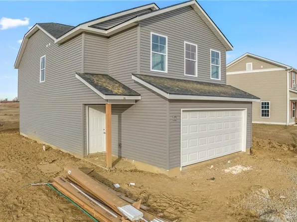 802 Oakdale Dr, Jamestown Vlg, OH 45335