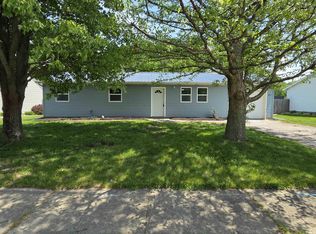 137 Staunton Ave, Churubusco, IN 46723