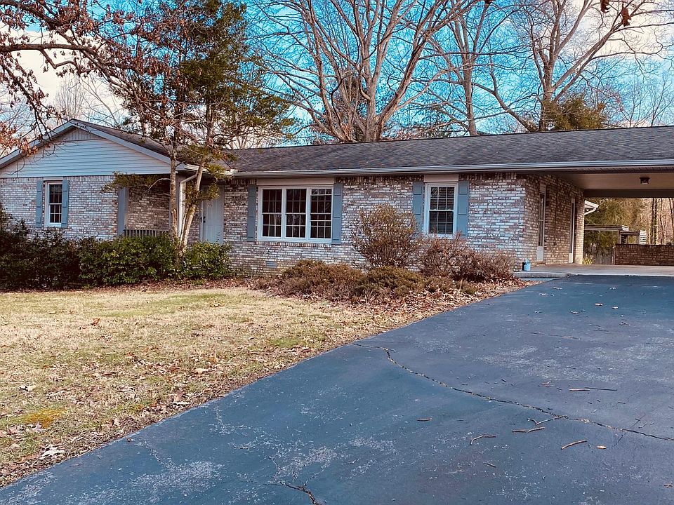 1st image of 60 Valley Ln