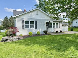 225 S Moulton St, Perryville, MO 63775