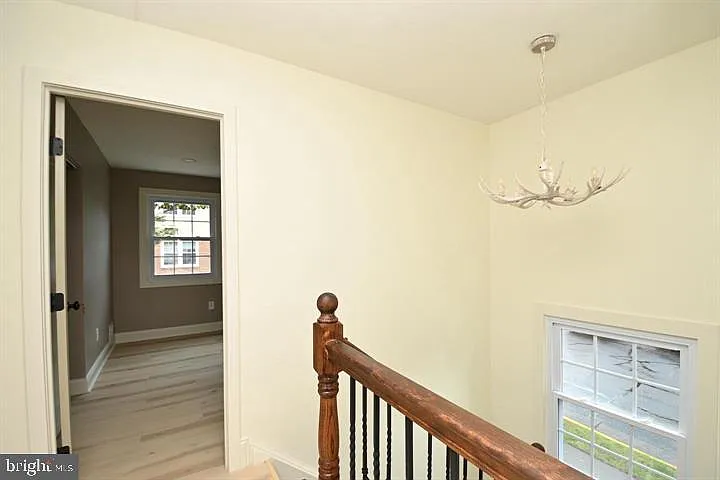 4702 Forestdale Dr — Photo 15