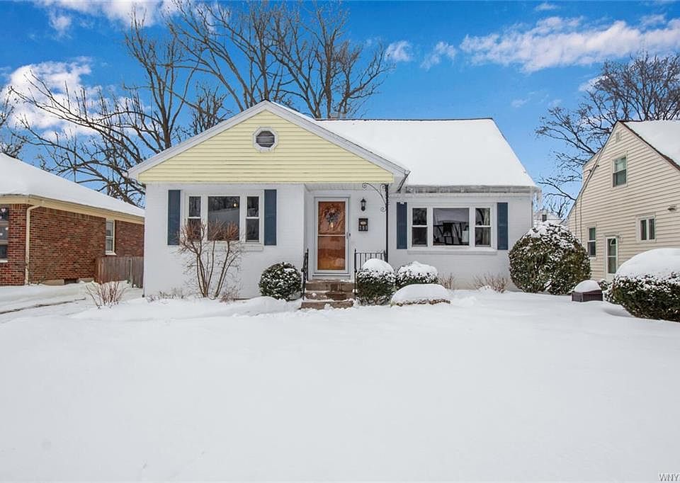 1st image of 299 Bernhardt Dr