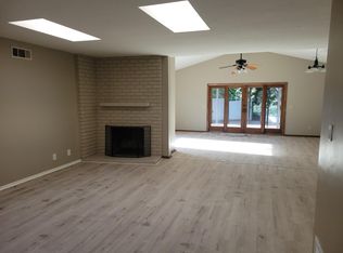 268 W Broadbent Dr, Riverside, CA 92507