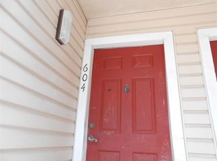 2750 Holly Hall St APT 604, Houston, TX 77054