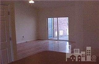 3rd image of 3906 Spicetree #125