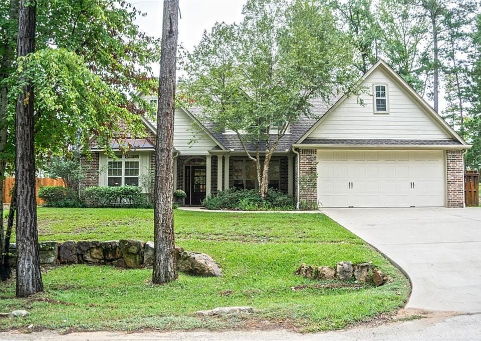 1st image of 23629 Parkview Dr
