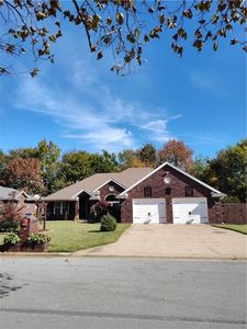 127 Bluff Dr, Lowell, AR, 72745