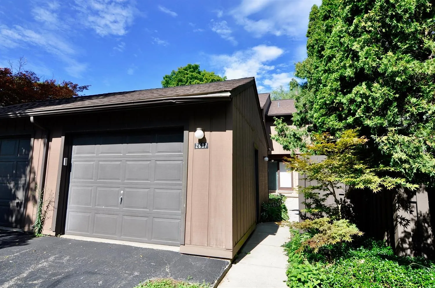 2607 Meade Ct photo 1