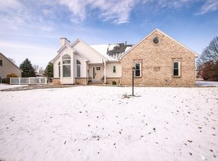 7305 Cinden Rd, Temperance, MI 48182