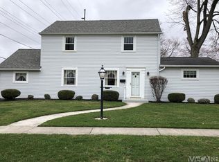 112 8th St, Leipsic, OH 45856