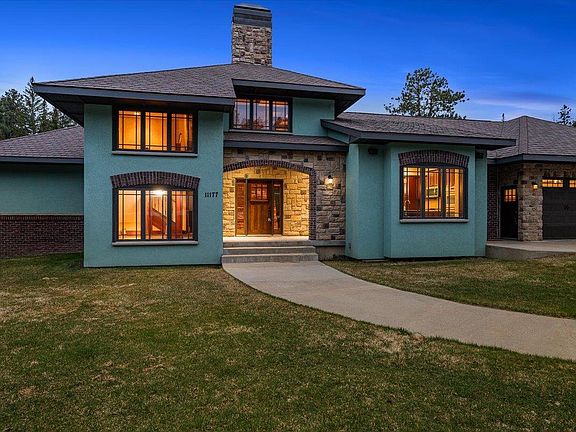 2nd image of 11177 Alpine Cir