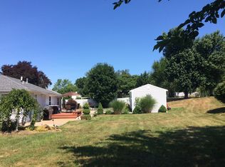 51 Elizabeth Rd, Billerica, MA 01821