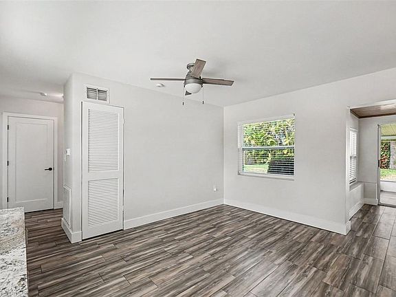 2nd image of 2009 TARPON ROAD