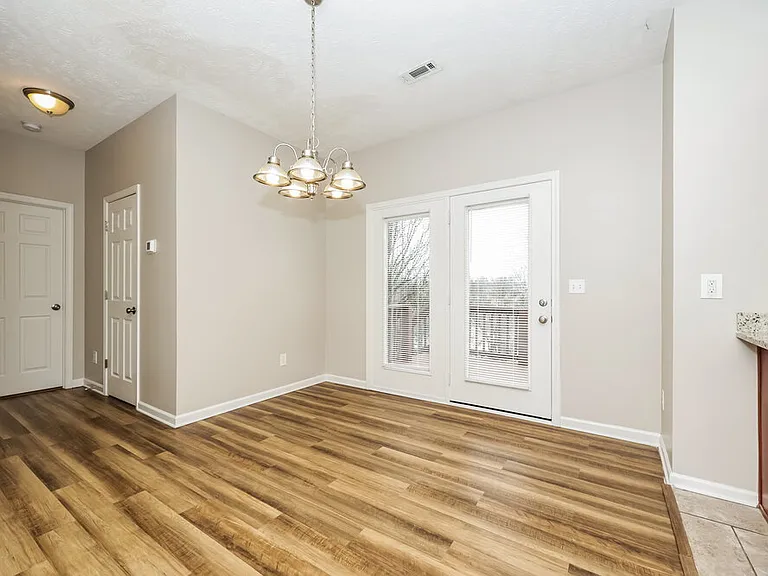 1116 Harmony Ln — Photo 6