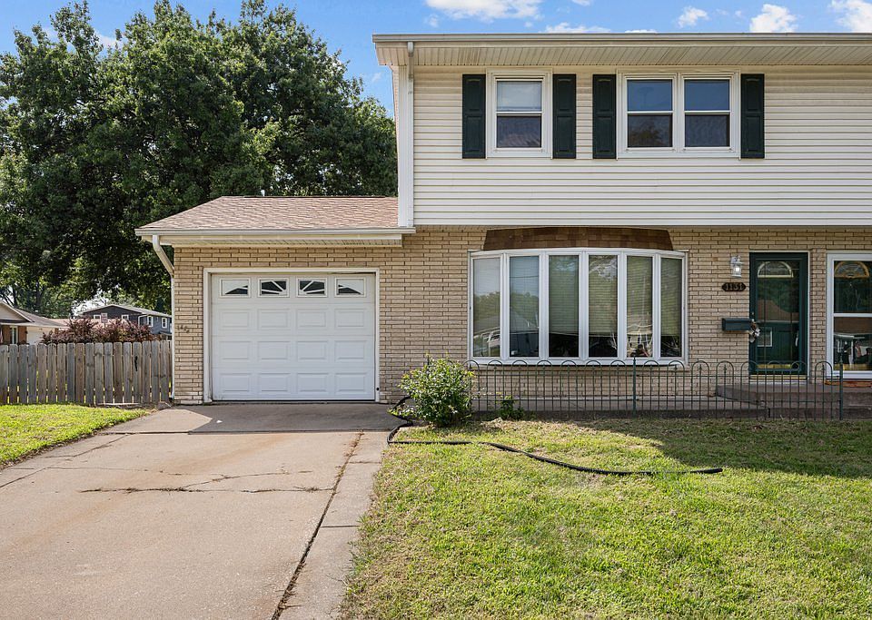 1st image of 1131 48th St #16