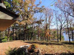 3272 Pioneer Point Rd, Galena, MO 65656