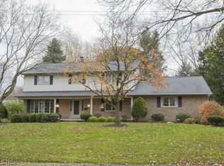 2973 Harriet Rd, Stow, OH 44224