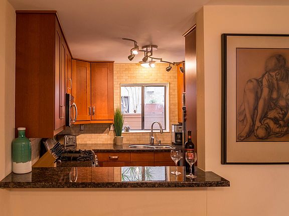 3rd image of 1705 S Westgate Ave APT 7