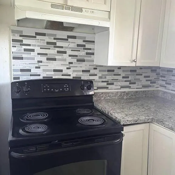 3443 Hyland Dr — Photo 10