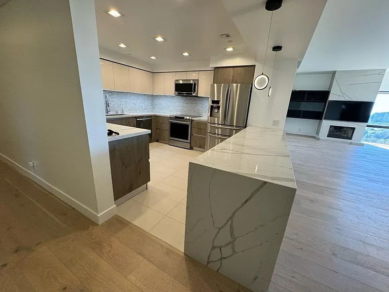 10445 Wilshire Blvd #1804 — Photo 9