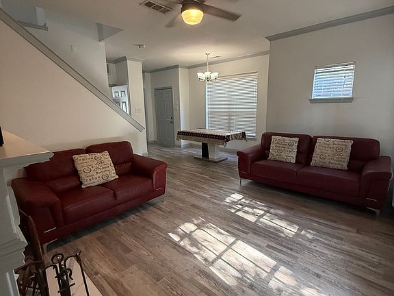4th image of 2470 Southcourt Cir