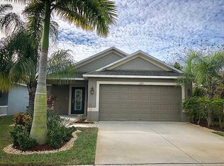 1125 Seminole Sky Dr, Ruskin, FL 33570