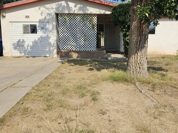 1224 Garcia St NE, Albuquerque, NM 87112