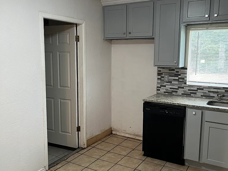 5346 War Horse Dr — Photo 8