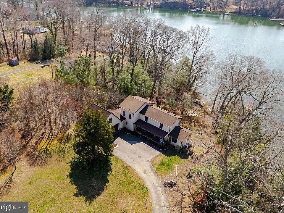 1st image of 44731 Smiths Nursery Rd