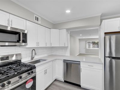 204 N Point Circle Circle #204, Coram, NY, 11727