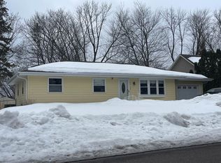 2114 Mapleview Ave E, Maplewood, MN 55109