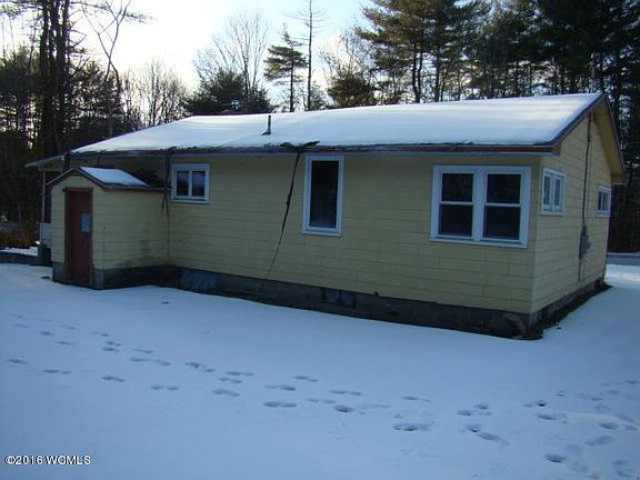 4th image of 270 E River Dr