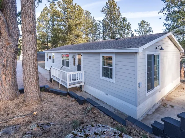 776 Lincoln St, Custer, SD 57730