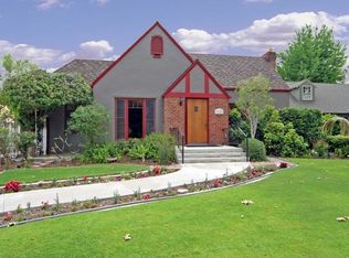 2454 N Heliotrope Dr, Santa Ana, CA 92706