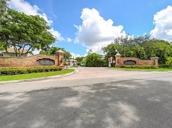 9713 N New River Canal Road #301, Plantation, FL 33324