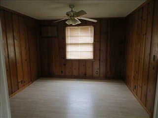 5th image of 17 Welch St